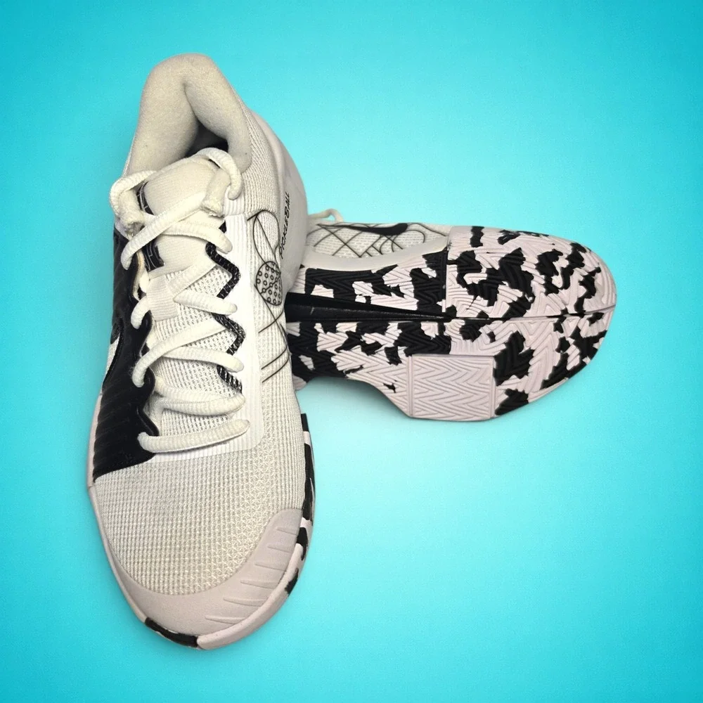 Women's Nike Air Zoom Challenge Pickleball Black/White Shoes FQ4155 100, Size 5